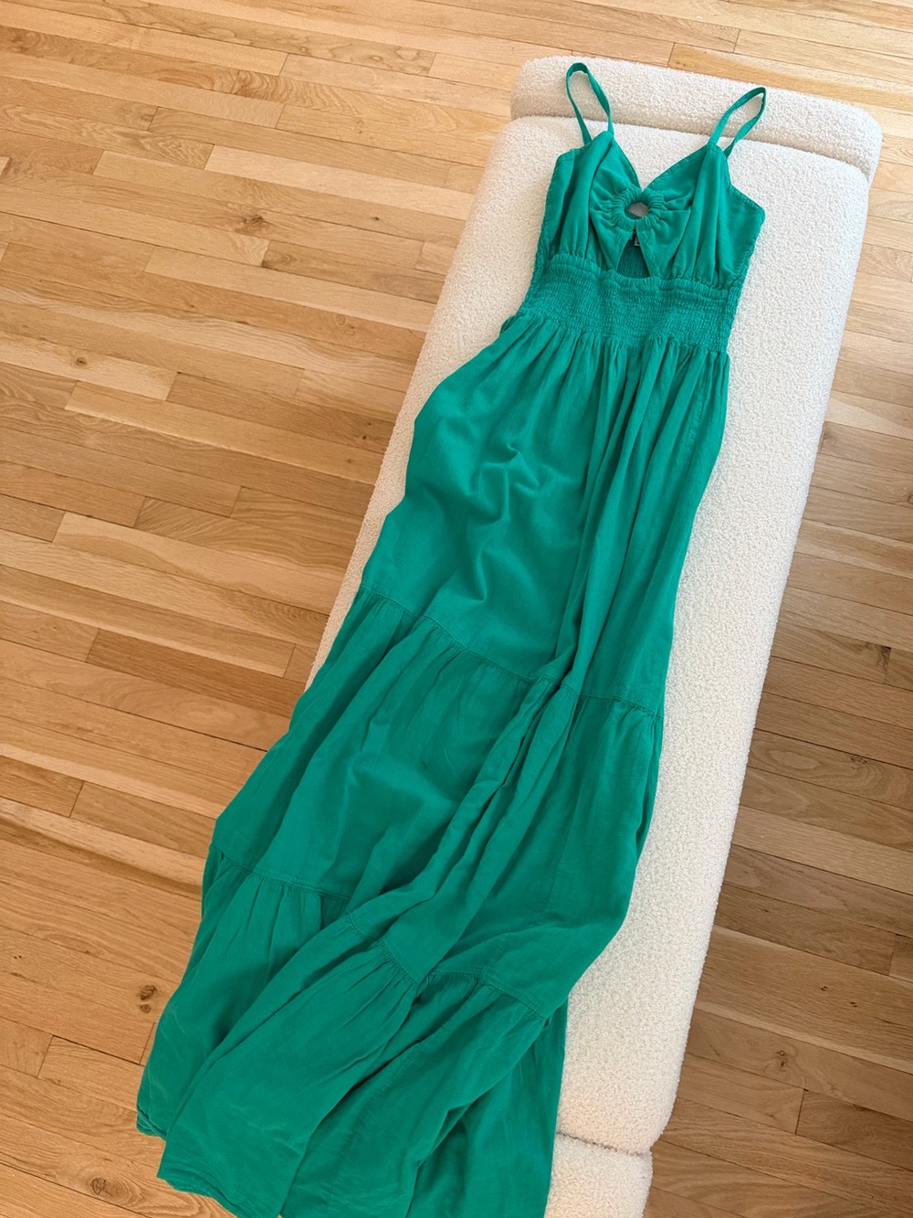 Sleeveless Emerald Green Maxi Dress with Front Knot